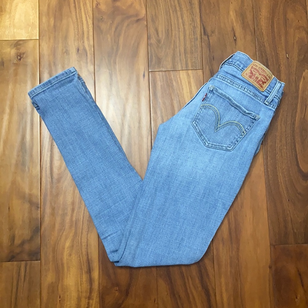 Levi’s 524 Skinny Jeans - Size 25